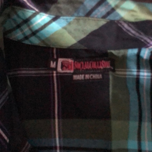 Social collision dressing shirt - Picture 2 of 5